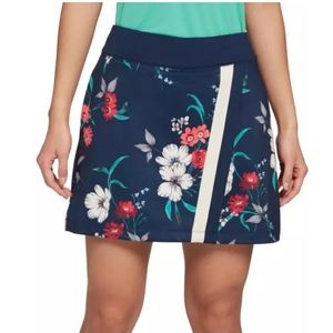 Lady Hagen navy floral golf skort